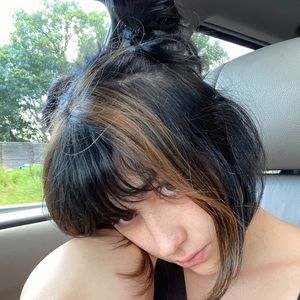 Meet your Posher, Caroline